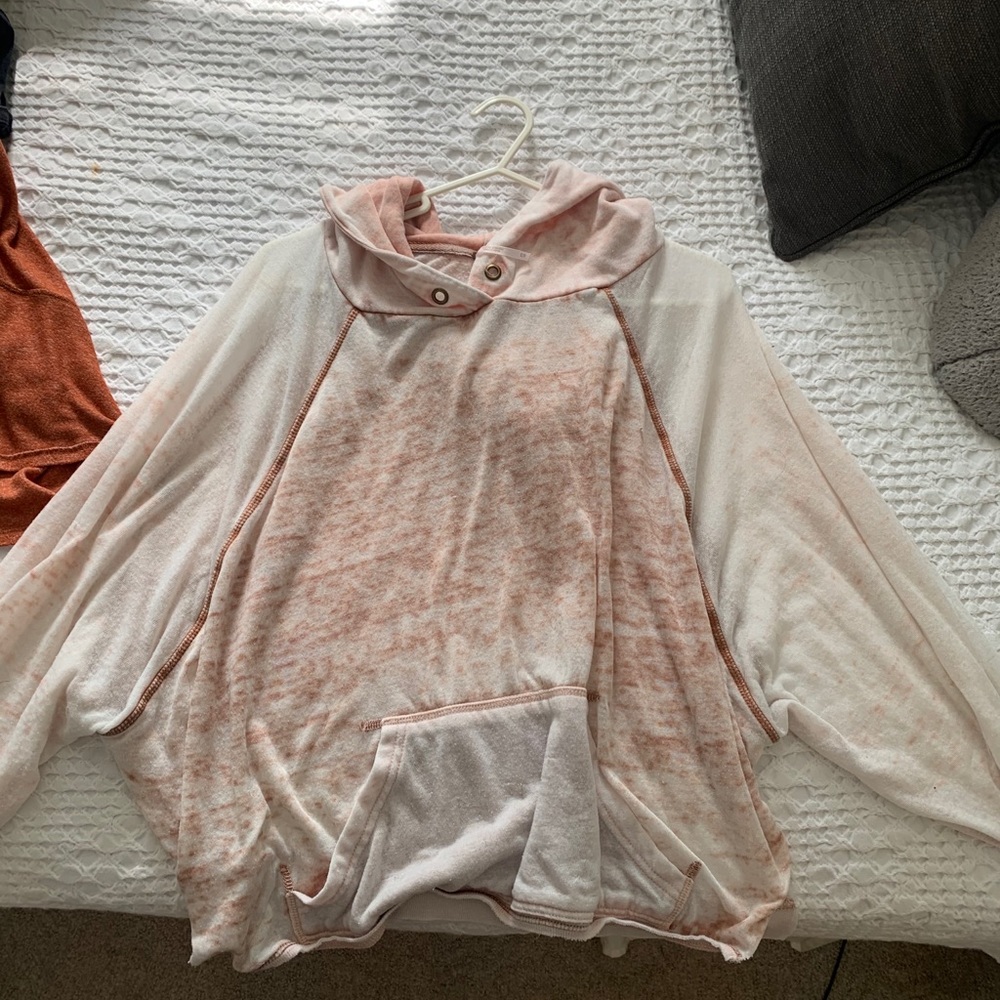 free people lightweight sweatshirt/sweater